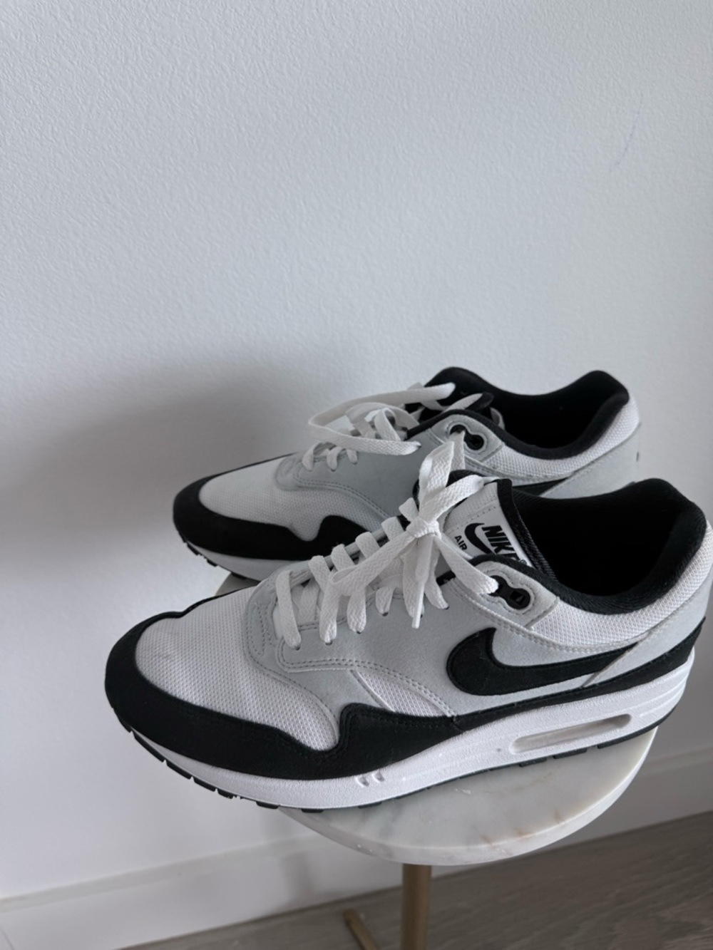 Nike shoes size 10